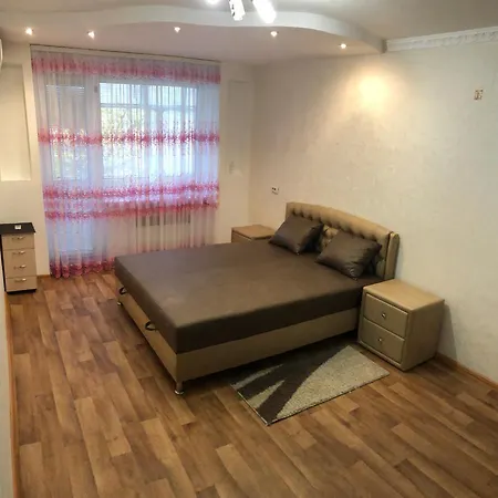 Apartment Shevchenka 154 Никополь Экстерьер фото